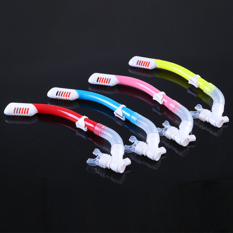 สีแดง การฝึกอบรมกีฬา ใต้น้ํา การดําน้ํา หายใจท่อซิลิโคน PVC ปากสําหรับเด็ก